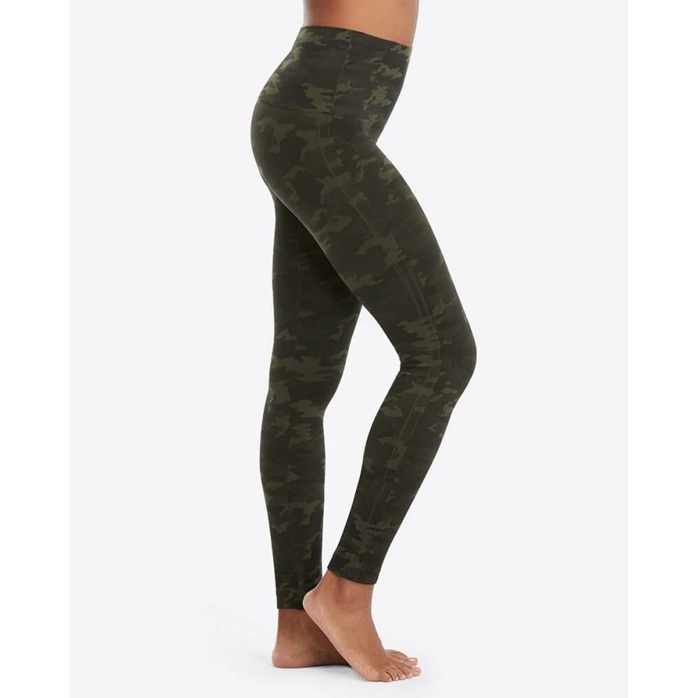 SPANX Camo Legging Womens Small